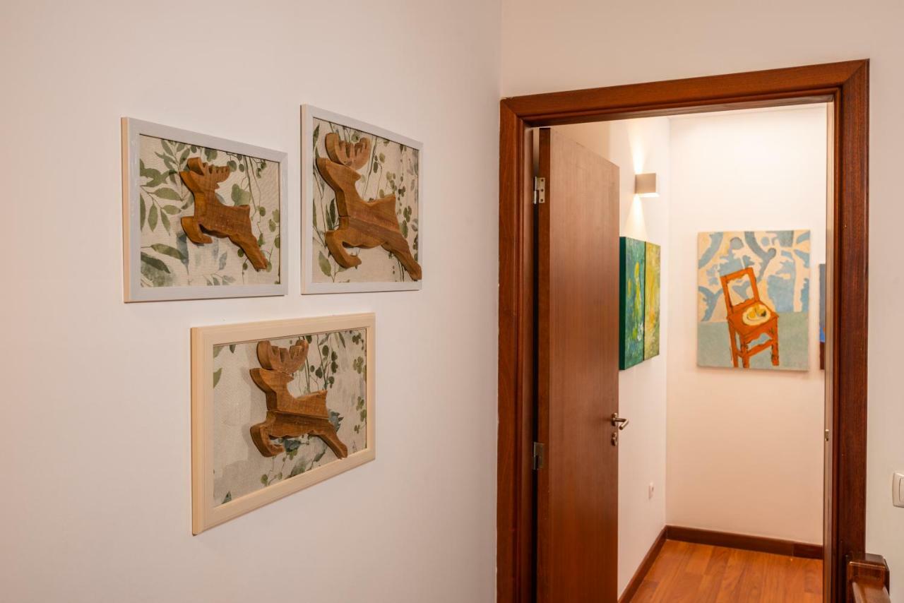 Вилла A Casa Do Cervo Вила-Нова-ди-Сервейра Экстерьер фото